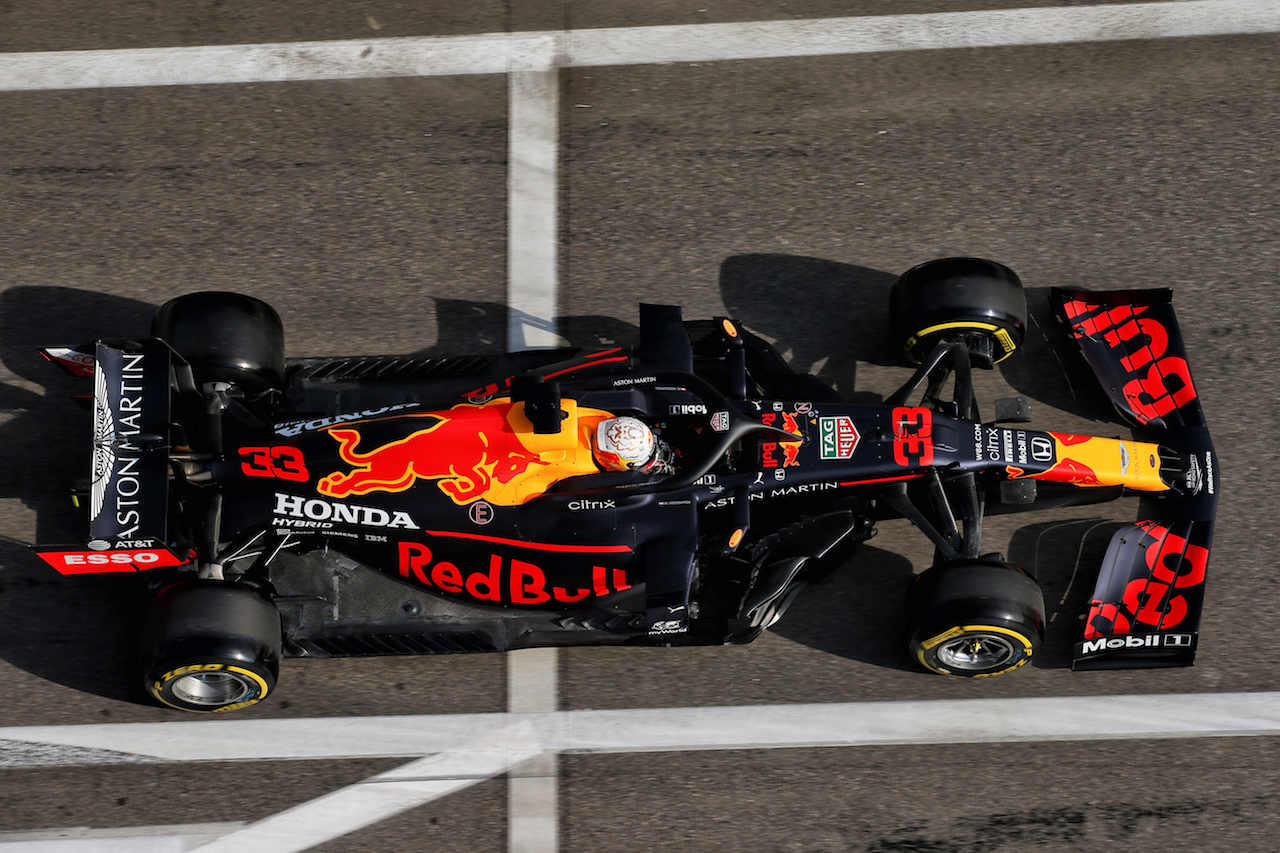 GP RUSSIA, Max Verstappen (NLD) Red Bull Racing RB16.
25.09.2020. Formula 1 World Championship, Rd 10, Russian Grand Prix, Sochi Autodrom, Sochi, Russia, Practice Day.
- www.xpbimages.com, EMail: requests@xpbimages.com © Copyright: Batchelor / XPB Images