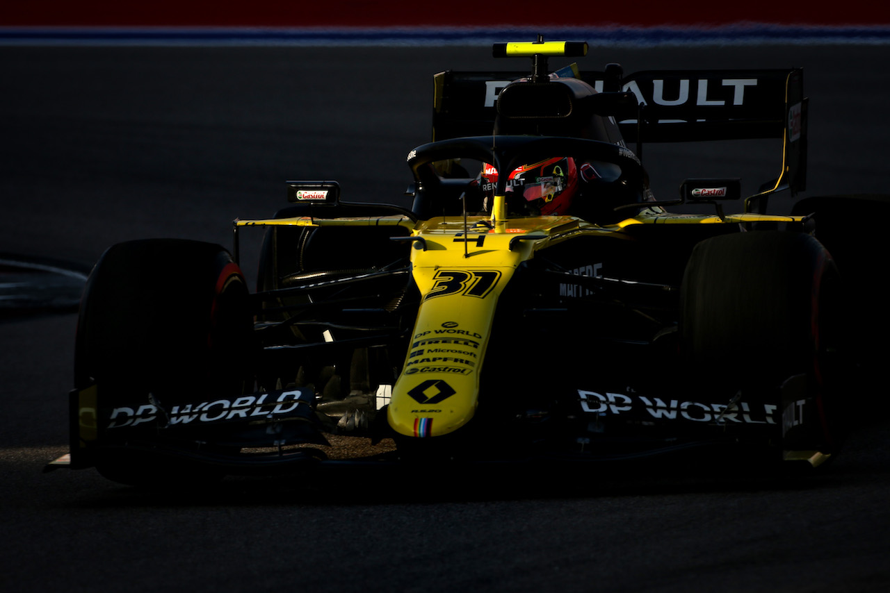 GP RUSSIA, Esteban Ocon (FRA), Renault F1 Team 
25.09.2020. Formula 1 World Championship, Rd 10, Russian Grand Prix, Sochi Autodrom, Sochi, Russia, Practice Day.
- www.xpbimages.com, EMail: requests@xpbimages.com © Copyright: Charniaux / XPB Images