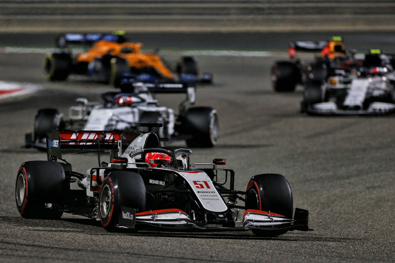 GP SAKHIR, Pietro Fittipaldi (BRA) Haas VF-19.
06.12.2020. Formula 1 World Championship, Rd 16, Sakhir Grand Prix, Sakhir, Bahrain, Gara Day.
- www.xpbimages.com, EMail: requests@xpbimages.com © Copyright: Moy / XPB Images