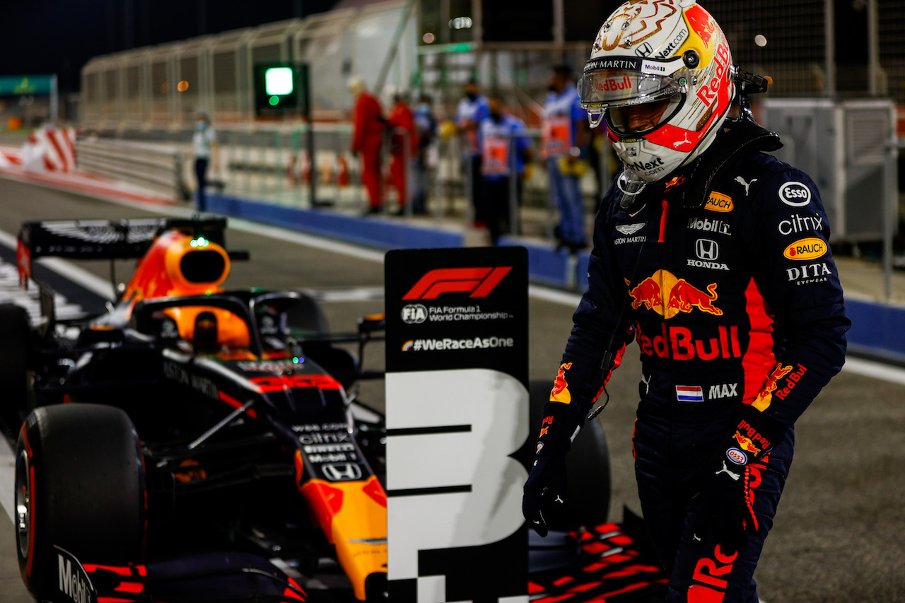 GP SAKHIR, Third placed Max Verstappen (NLD) Red Bull Racing RB16 in qualifying parc ferme.
05.12.2020. Formula 1 World Championship, Rd 16, Sakhir Grand Prix, Sakhir, Bahrain, Qualifiche Day.
- www.xpbimages.com, EMail: requests@xpbimages.com © Copyright: FIA Pool Image for Editorial Use Only