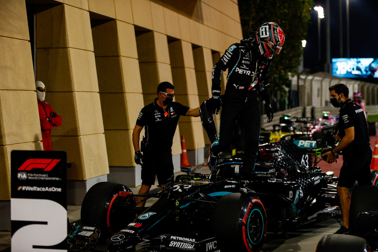 GP SAKHIR, Second placed George Russell (GBR) Mercedes AMG F1 W11 in qualifying parc ferme.
05.12.2020. Formula 1 World Championship, Rd 16, Sakhir Grand Prix, Sakhir, Bahrain, Qualifiche Day.
- www.xpbimages.com, EMail: requests@xpbimages.com © Copyright: FIA Pool Image for Editorial Use Only