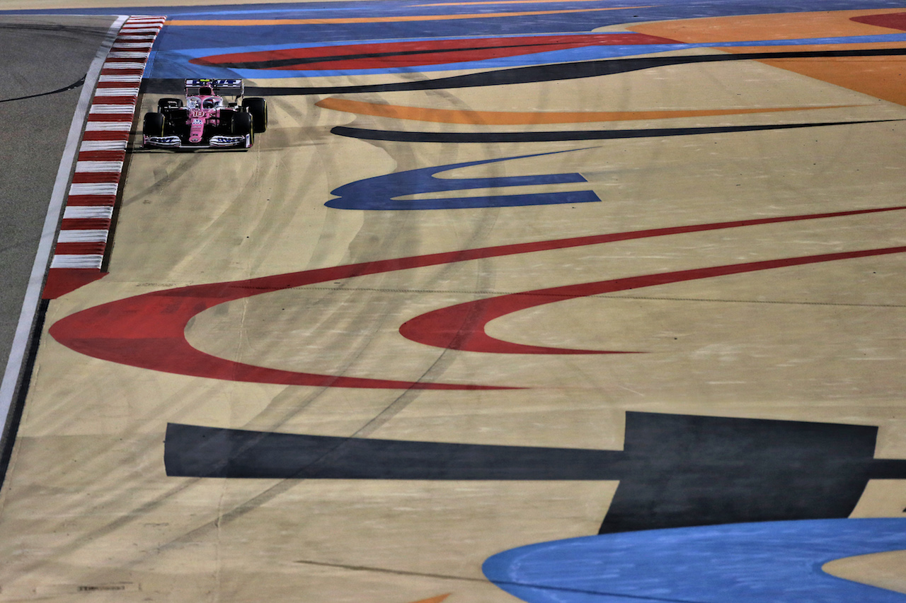 GP SAKHIR, Lance Stroll (CDN) Racing Point F1 Team RP20.
05.12.2020. Formula 1 World Championship, Rd 16, Sakhir Grand Prix, Sakhir, Bahrain, Qualifiche Day.
- www.xpbimages.com, EMail: requests@xpbimages.com © Copyright: Moy / XPB Images