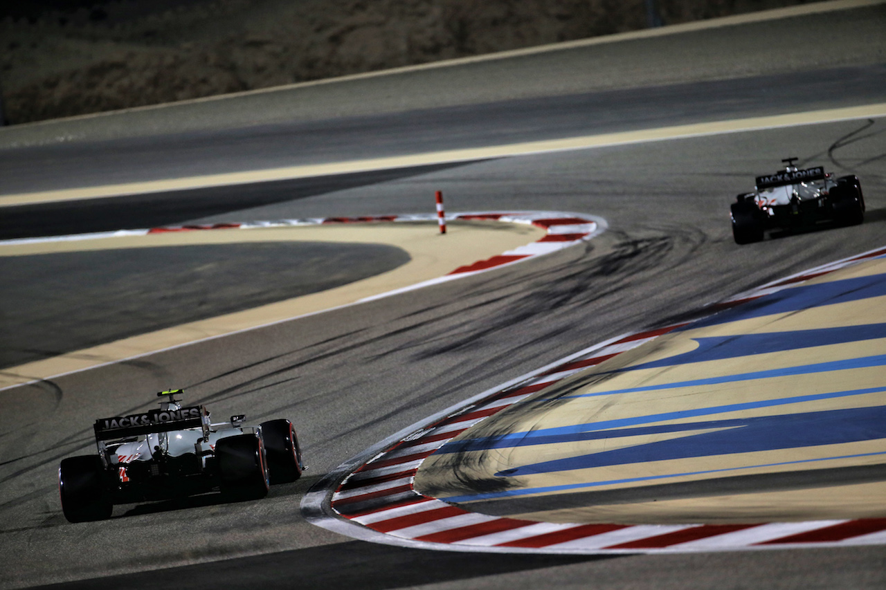GP SAKHIR, Kevin Magnussen (DEN) Haas VF-20.
05.12.2020. Formula 1 World Championship, Rd 16, Sakhir Grand Prix, Sakhir, Bahrain, Qualifiche Day.
- www.xpbimages.com, EMail: requests@xpbimages.com © Copyright: Batchelor / XPB Images