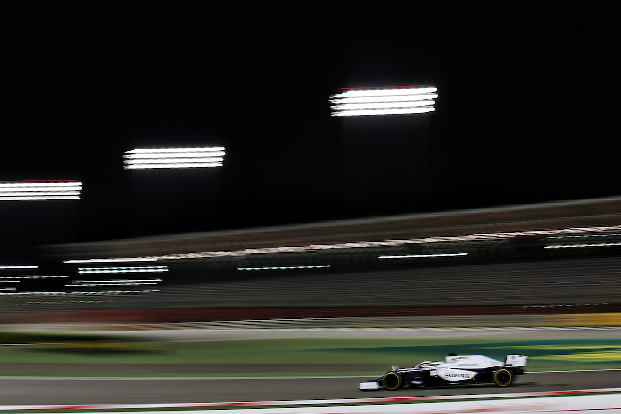 GP SAKHIR, Jack Aitken (GBR) / (KOR) Williams Racing FW43.
04.12.2020. Formula 1 World Championship, Rd 16, Sakhir Grand Prix, Sakhir, Bahrain, Practice Day
- www.xpbimages.com, EMail: requests@xpbimages.com © Copyright: Batchelor / XPB Images