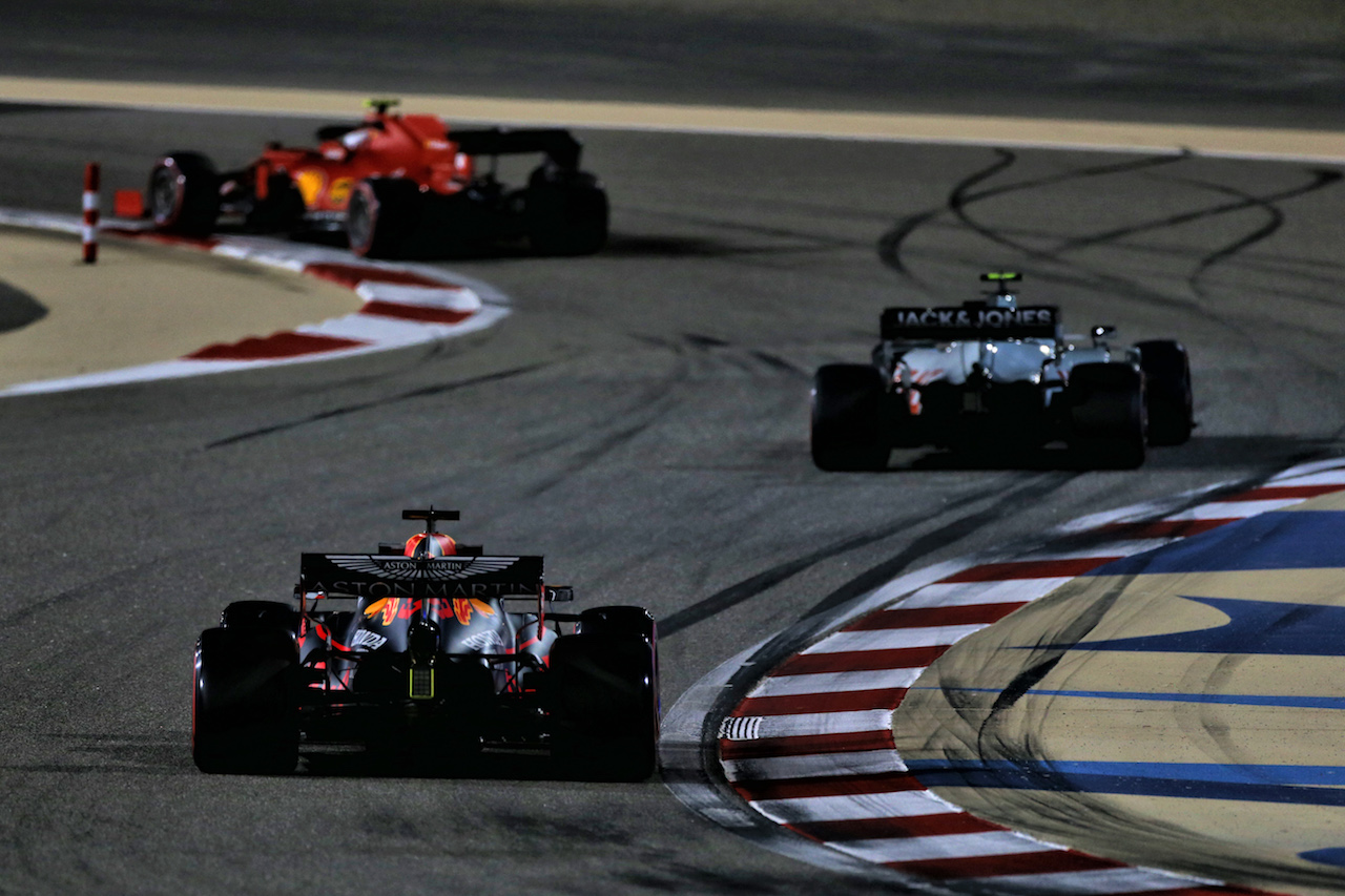 GP SAKHIR, Max Verstappen (NLD) Red Bull Racing RB16.
04.12.2020. Formula 1 World Championship, Rd 16, Sakhir Grand Prix, Sakhir, Bahrain, Practice Day
- www.xpbimages.com, EMail: requests@xpbimages.com © Copyright: Moy / XPB Images
