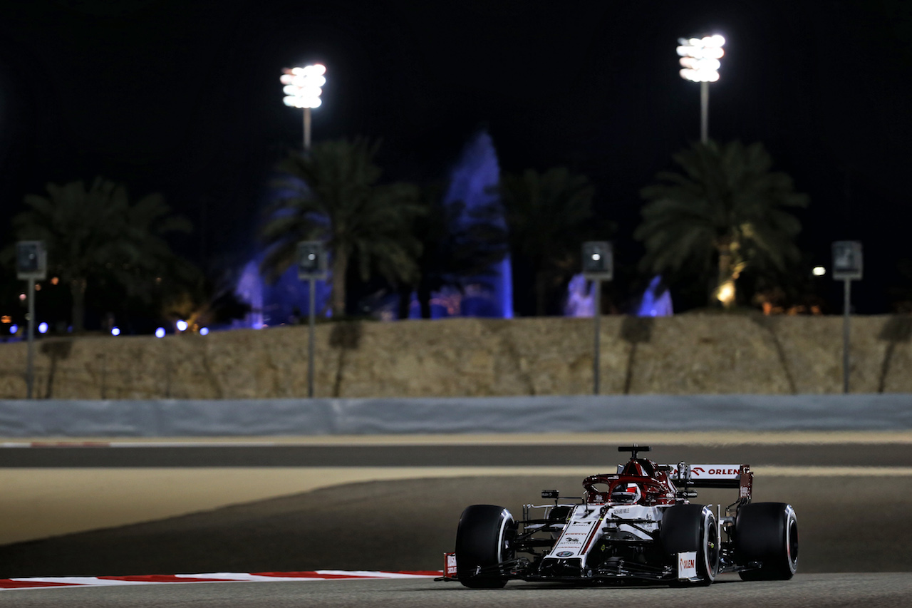 GP SAKHIR, Kimi Raikkonen (FIN) Alfa Romeo Racing C39.
04.12.2020. Formula 1 World Championship, Rd 16, Sakhir Grand Prix, Sakhir, Bahrain, Practice Day
- www.xpbimages.com, EMail: requests@xpbimages.com © Copyright: Batchelor / XPB Images