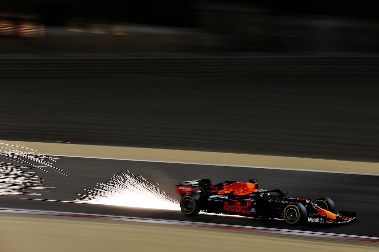 GP SAKHIR, Max Verstappen (NLD) Red Bull Racing RB16.
04.12.2020. Formula 1 World Championship, Rd 16, Sakhir Grand Prix, Sakhir, Bahrain, Practice Day
- www.xpbimages.com, EMail: requests@xpbimages.com © Copyright: Moy / XPB Images