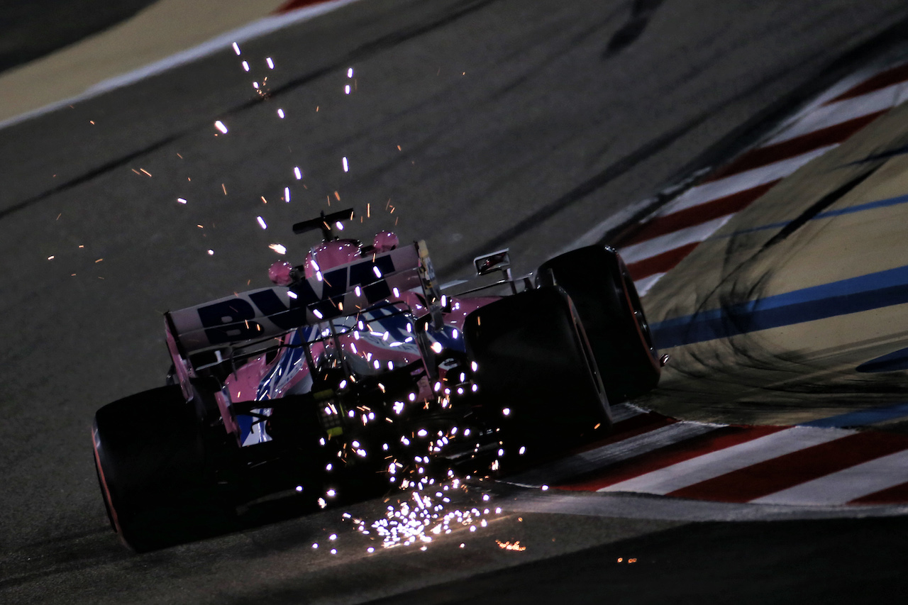 GP SAKHIR, Sergio Perez (MEX) Racing Point F1 Team RP19 sends sparks flying.
04.12.2020. Formula 1 World Championship, Rd 16, Sakhir Grand Prix, Sakhir, Bahrain, Practice Day
- www.xpbimages.com, EMail: requests@xpbimages.com © Copyright: Batchelor / XPB Images