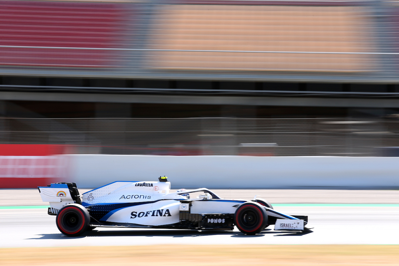 GP SPAGNA, Nicholas Latifi (CDN) Williams Racing FW43.
14.08.2020 Formula 1 World Championship, Rd 6, Spanish Grand Prix, Barcelona, Spain, Practice Day.
- www.xpbimages.com, EMail: requests@xpbimages.com © Copyright: Batchelor / XPB Images