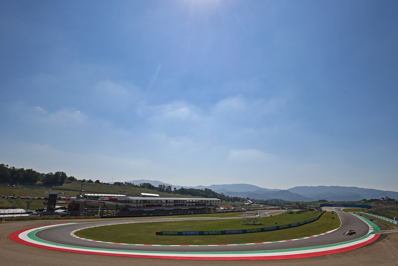 GP TOSCANA FERRARI 1000, Lando Norris (GBR), McLaren F1 Team 
12.09.2020. Formula 1 World Championship, Rd 9, Tuscan Grand Prix, Mugello, Italy, Qualifiche Day.
- www.xpbimages.com, EMail: requests@xpbimages.com © Copyright: Charniaux / XPB Images