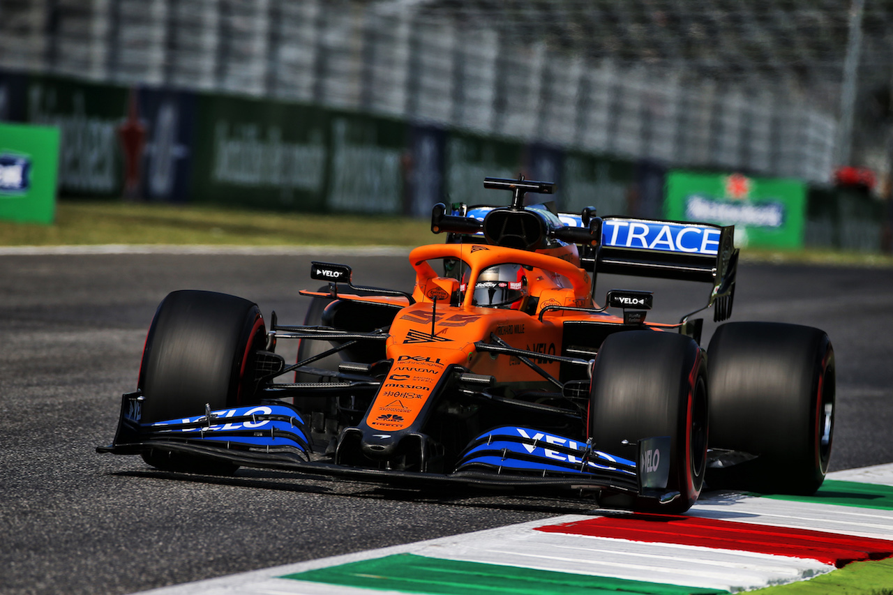 GP TOSCANA FERRARI 1000, Carlos Sainz Jr (ESP) McLaren MCL35.
11.09.2020. Formula 1 World Championship, Rd 9, Tuscan Grand Prix, Mugello, Italy, Practice Day.
- www.xpbimages.com, EMail: requests@xpbimages.com © Copyright: Batchelor / XPB Images