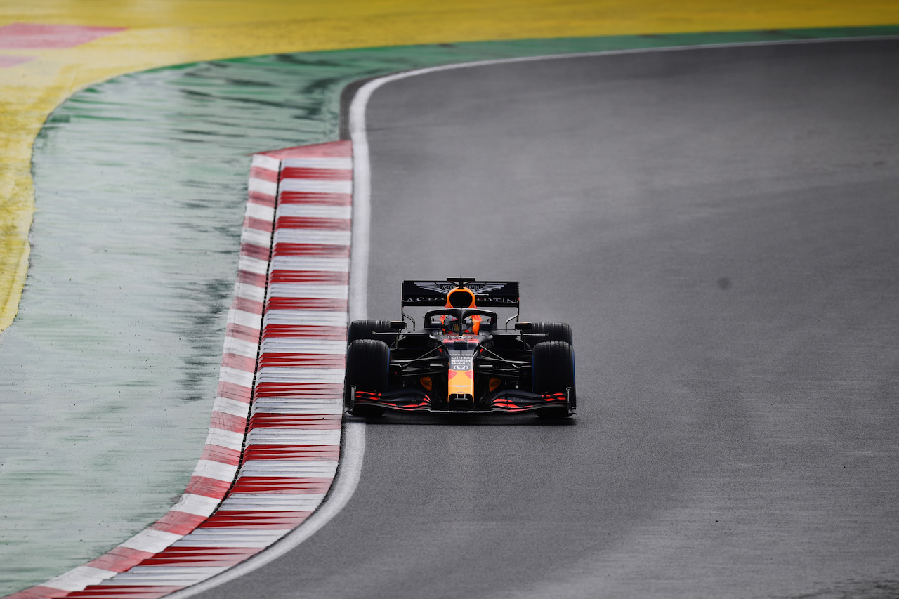 GP TURCHIA, Max Verstappen (NLD) Red Bull Racing RB16.
15.11.2020. Formula 1 World Championship, Rd 14, Turkish Grand Prix, Istanbul, Turkey, Gara Day.
- www.xpbimages.com, EMail: requests@xpbimages.com © Copyright: FIA Pool Image for Editorial Use Only