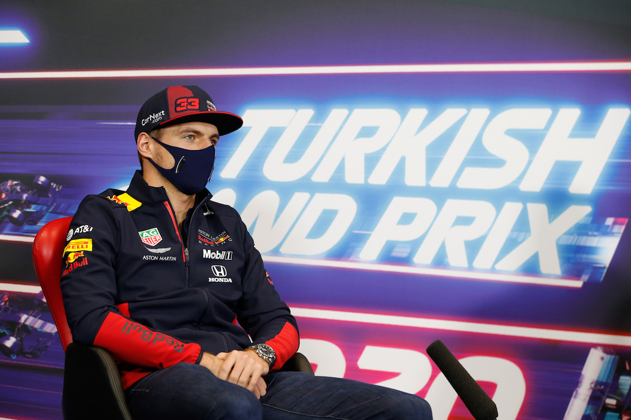 GP TURCHIA, Max Verstappen (NLD) Red Bull Racing in the FIA Press Conference.
12.11.2020. Formula 1 World Championship, Rd 14, Turkish Grand Prix, Istanbul, Turkey, Preparation Day.
- www.xpbimages.com, EMail: requests@xpbimages.com © Copyright: FIA Pool Image for Editorial Use Only
