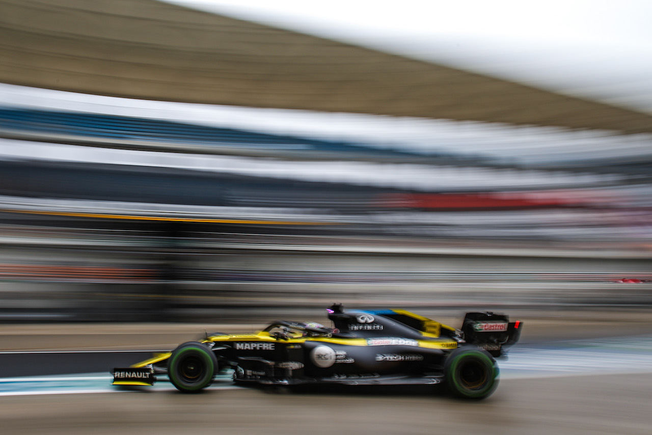 GP TURCHIA, Daniel Ricciardo (AUS) Renault F1 Team RS20.
14.11.2020. Formula 1 World Championship, Rd 14, Turkish Grand Prix, Istanbul, Turkey, Qualifiche Day.
- www.xpbimages.com, EMail: requests@xpbimages.com © Copyright: Charniaux / XPB Images