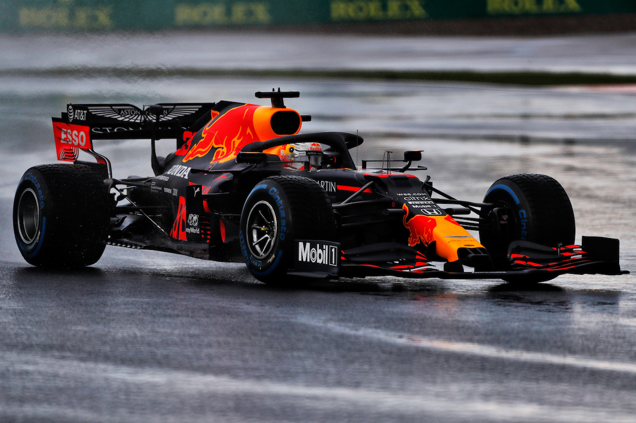 GP TURCHIA, Max Verstappen (NLD) Red Bull Racing RB16.
14.11.2020. Formula 1 World Championship, Rd 14, Turkish Grand Prix, Istanbul, Turkey, Qualifiche Day.
- www.xpbimages.com, EMail: requests@xpbimages.com © Copyright: Staley / XPB Images