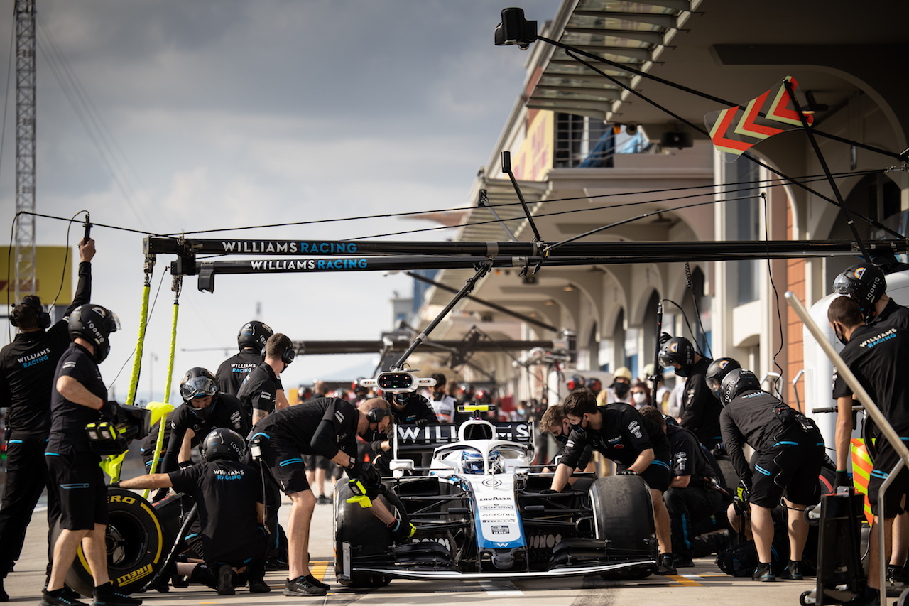 GP TURCHIA, Nicholas Latifi (CDN) Williams Racing FW43.
13.11.2020 Formula 1 World Championship, Rd 14, Turkish Grand Prix, Istanbul, Turkey, Practice Day.
- www.xpbimages.com, EMail: requests@xpbimages.com © Copyright: Bearne / XPB Images