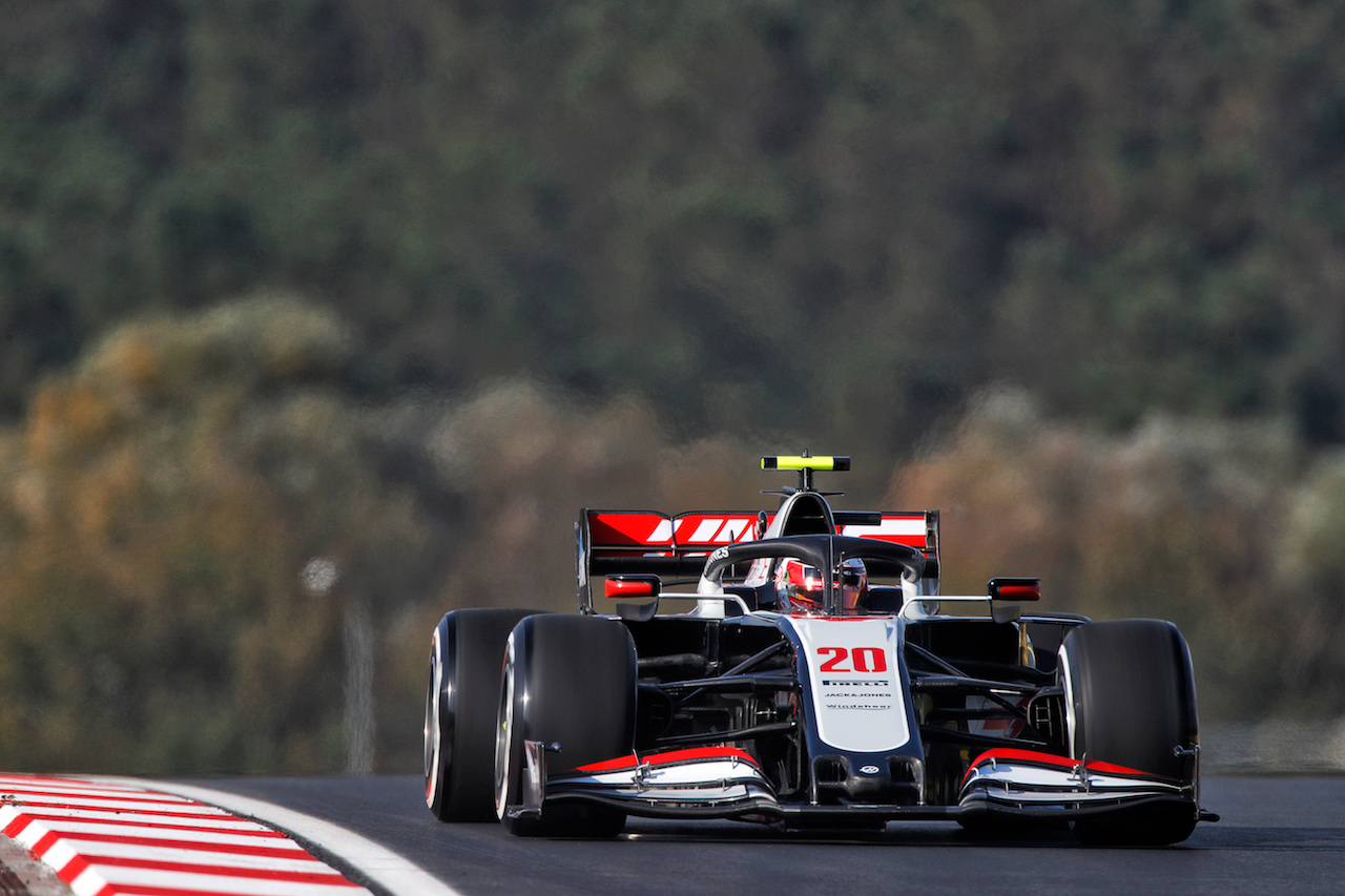 GP TURCHIA, Kevin Magnussen (DEN) Haas VF-20.
13.11.2020 Formula 1 World Championship, Rd 14, Turkish Grand Prix, Istanbul, Turkey, Practice Day.
- www.xpbimages.com, EMail: requests@xpbimages.com © Copyright: Staley / XPB Images