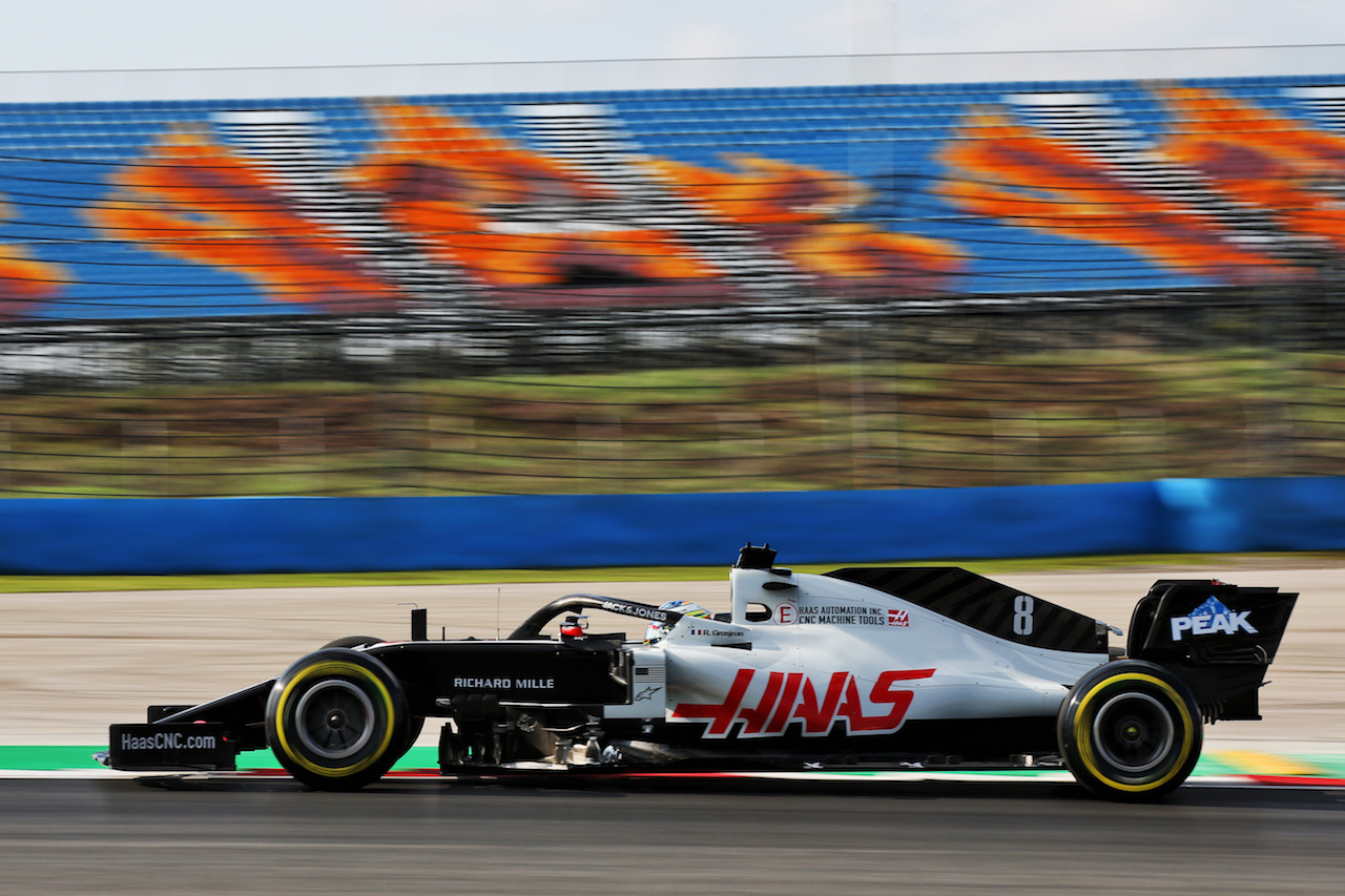 GP TURCHIA, Romain Grosjean (FRA) Haas F1 Team VF-20.
13.11.2020 Formula 1 World Championship, Rd 14, Turkish Grand Prix, Istanbul, Turkey, Practice Day.
- www.xpbimages.com, EMail: requests@xpbimages.com © Copyright: Batchelor / XPB Images