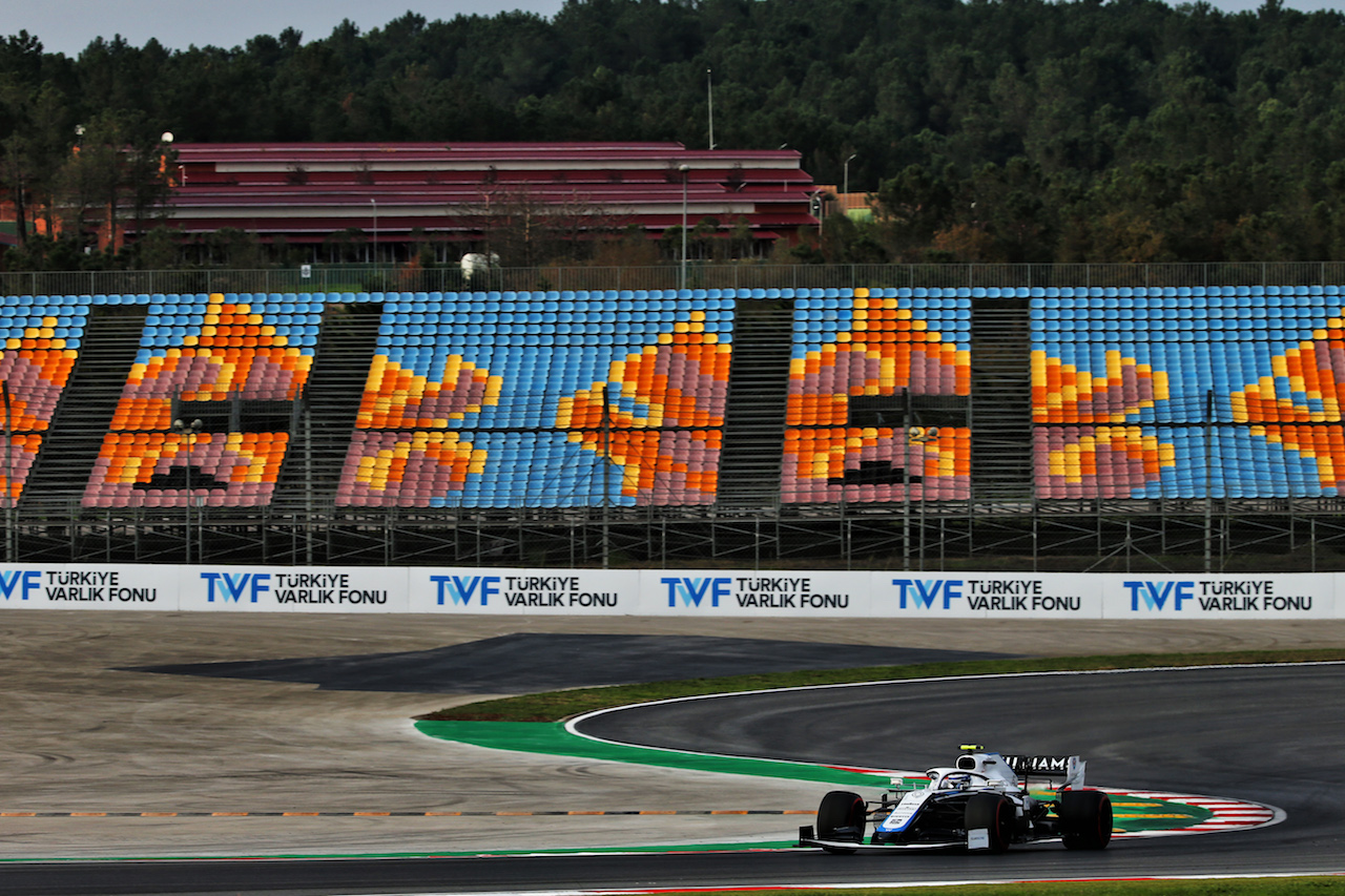 GP TURCHIA, Nicholas Latifi (CDN) Williams Racing FW43.
13.11.2020 Formula 1 World Championship, Rd 14, Turkish Grand Prix, Istanbul, Turkey, Practice Day.
- www.xpbimages.com, EMail: requests@xpbimages.com © Copyright: Batchelor / XPB Images
