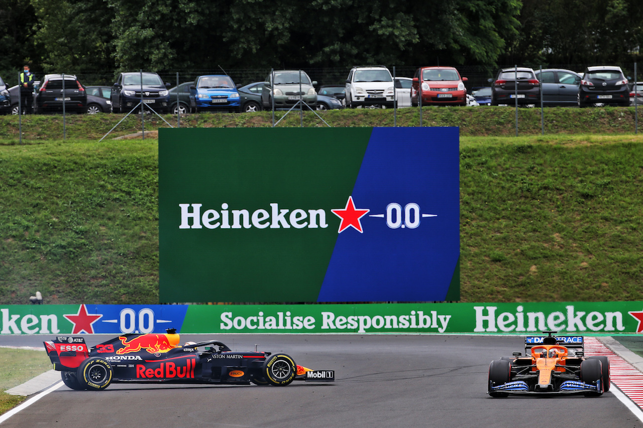 GP UNGHERIA, Max Verstappen (NLD) Red Bull Racing RB16 spins in the third practice session.
18.07.2020. Formula 1 World Championship, Rd 3, Hungarian Grand Prix, Budapest, Hungary, Qualifiche Day.
- www.xpbimages.com, EMail: requests@xpbimages.com © Copyright: Batchelor / XPB Images