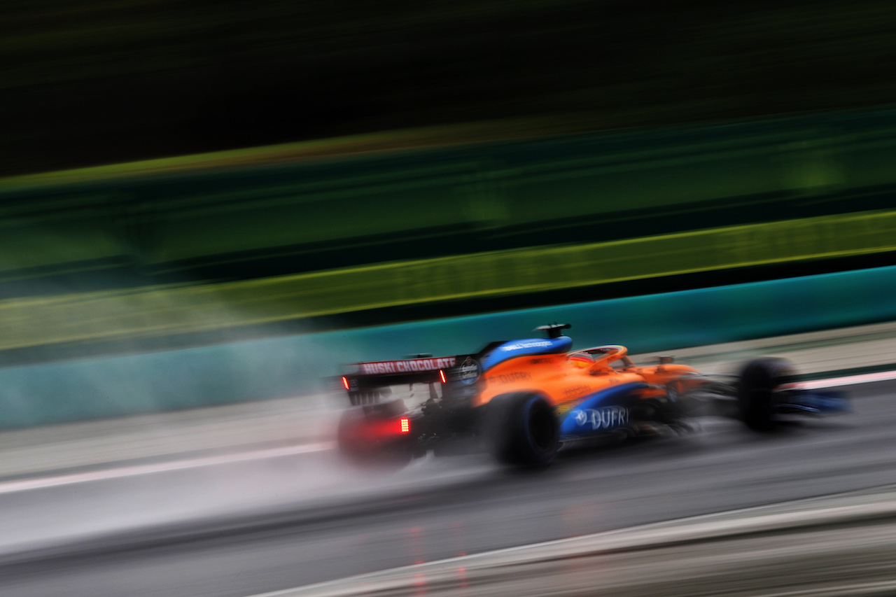 GP UNGHERIA, Carlos Sainz Jr (ESP) McLaren MCL35.
17.07.2020. Formula 1 World Championship, Rd 3, Hungarian Grand Prix, Budapest, Hungary, Practice Day.
- www.xpbimages.com, EMail: requests@xpbimages.com © Copyright: Charniaux / XPB Images