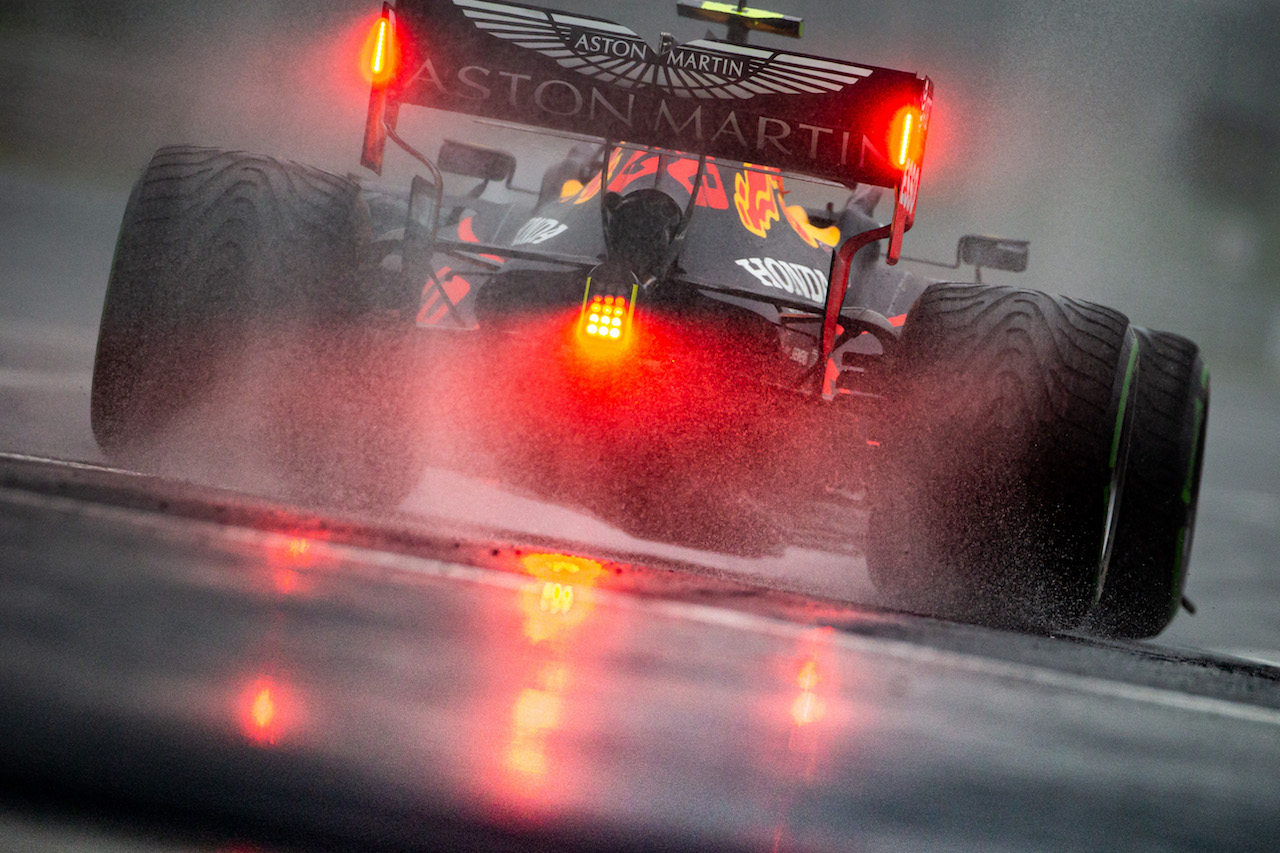 GP UNGHERIA, Alexander Albon (THA) Red Bull Racing RB16.
17.07.2020. Formula 1 World Championship, Rd 3, Hungarian Grand Prix, Budapest, Hungary, Practice Day.
- www.xpbimages.com, EMail: requests@xpbimages.com © Copyright: Bearne / XPB Images