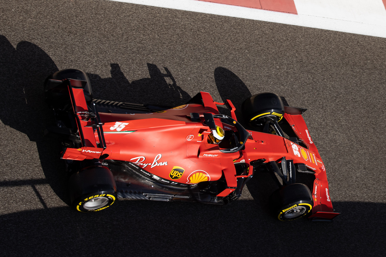 YOUNG DRIVER TEST ABU DHABI, Robert Shwartzman (RUS) Ferrari SF1000 Test Driver.
15.12.2020. Formula 1 Testing, Yas Marina Circuit, Abu Dhabi, Tuesday.
- www.xpbimages.com, EMail: requests@xpbimages.com © Copyright: Bearne / XPB Images