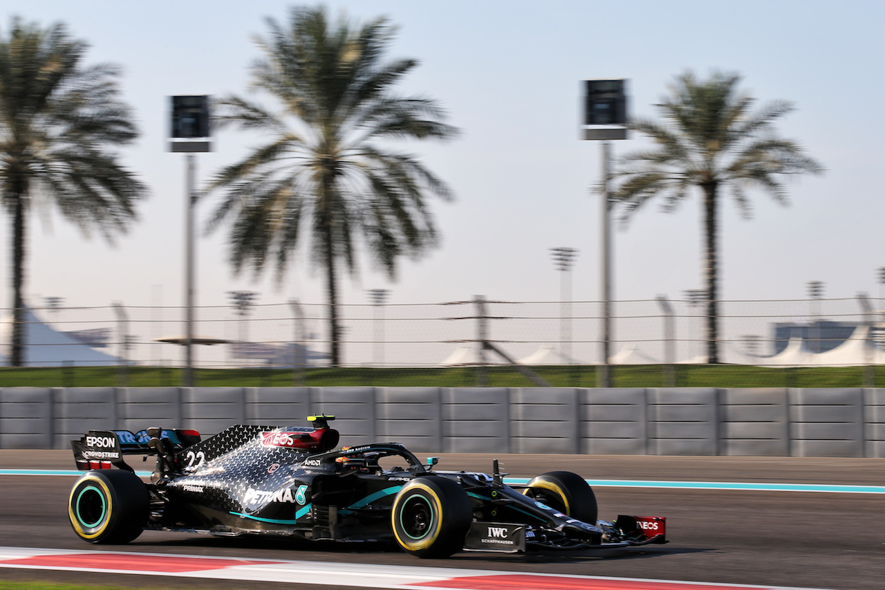 YOUNG DRIVER TEST ABU DHABI