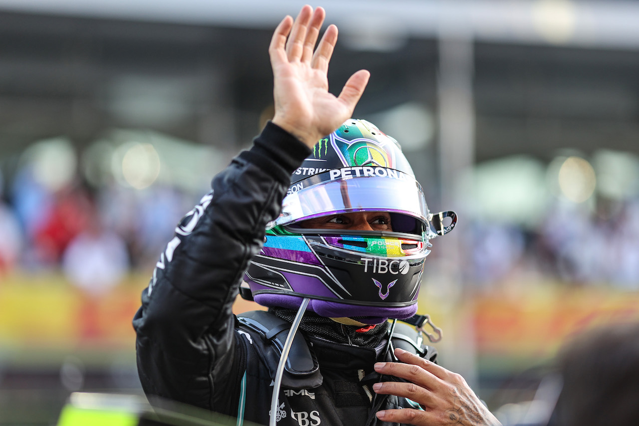 GP ABU DHABI, Lewis Hamilton (GBR), Mercedes AMG F1  
12.12.2021. Formula 1 World Championship, Rd 22, Abu Dhabi Grand Prix, Yas Marina Circuit, Abu Dhabi, Gara Day.
- www.xpbimages.com, EMail: requests@xpbimages.com ¬© Copyright: Charniaux / XPB Images
