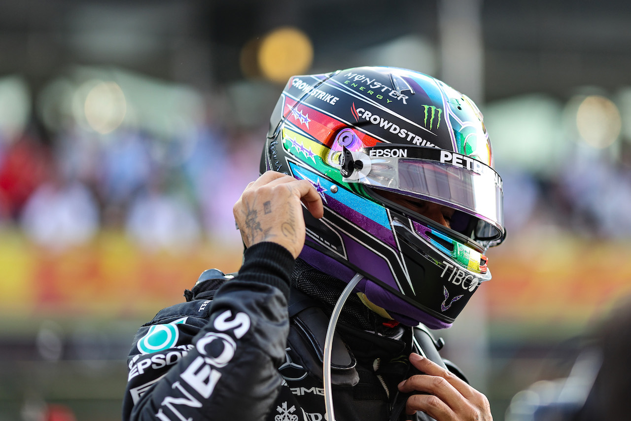 GP ABU DHABI, Lewis Hamilton (GBR), Mercedes AMG F1  
12.12.2021. Formula 1 World Championship, Rd 22, Abu Dhabi Grand Prix, Yas Marina Circuit, Abu Dhabi, Gara Day.
- www.xpbimages.com, EMail: requests@xpbimages.com © Copyright: Charniaux / XPB Images