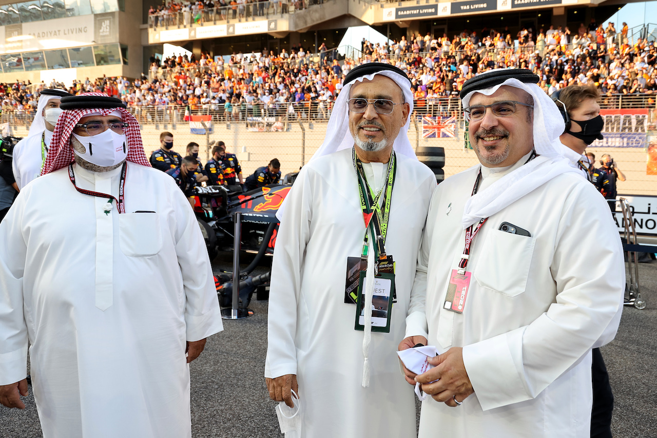GP ABU DHABI, Crown Prince Shaikh Salman bin Isa Hamad Al Khalifa (BRN) on the grid.
12.12.2021. Formula 1 World Championship, Rd 22, Abu Dhabi Grand Prix, Yas Marina Circuit, Abu Dhabi, Gara Day.
- www.xpbimages.com, EMail: requests@xpbimages.com © Copyright: Moy / XPB Images