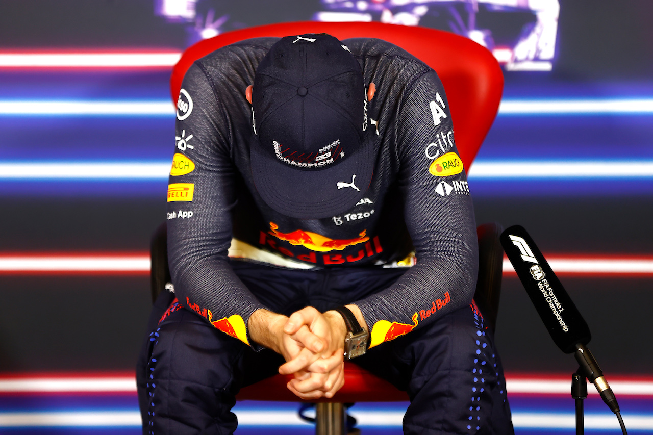 GP ABU DHABI, Max Verstappen (NLD) Red Bull Racing in the post race FIA Press Conference.
12.12.2021. Formula 1 World Championship, Rd 22, Abu Dhabi Grand Prix, Yas Marina Circuit, Abu Dhabi, Gara Day.
- www.xpbimages.com, EMail: requests@xpbimages.com © Copyright: FIA Pool Image for Editorial Use Only