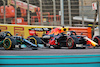 GP ABU DHABI, Lewis Hamilton (GBR) Mercedes AMG F1 W12 e Max Verstappen (NLD) Red Bull Racing RB16B battle for the lead at the partenza of the race.
12.12.2021. Formula 1 World Championship, Rd 22, Abu Dhabi Grand Prix, Yas Marina Circuit, Abu Dhabi, Gara Day.
- www.xpbimages.com, EMail: requests@xpbimages.com © Copyright: XPB Images