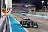 GP ABU DHABI, Lewis Hamilton (GBR) Mercedes AMG F1 W12 at the end of the race.
12.12.2021. Formula 1 World Championship, Rd 22, Abu Dhabi Grand Prix, Yas Marina Circuit, Abu Dhabi, Gara Day.
- www.xpbimages.com, EMail: requests@xpbimages.com © Copyright: Moy / XPB Images