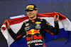 GP ABU DHABI, Gara winner e World Champion Max Verstappen (NLD) Red Bull Racing celebrates on the podium.
12.12.2021. Formula 1 World Championship, Rd 22, Abu Dhabi Grand Prix, Yas Marina Circuit, Abu Dhabi, Gara Day.
- www.xpbimages.com, EMail: requests@xpbimages.com © Copyright: Moy / XPB Images