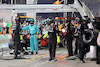 GP ABU DHABI, Max Verstappen (NLD) Red Bull Racing RB16B makes a final pit stop.
12.12.2021. Formula 1 World Championship, Rd 22, Abu Dhabi Grand Prix, Yas Marina Circuit, Abu Dhabi, Gara Day.
- www.xpbimages.com, EMail: requests@xpbimages.com ¬© Copyright: Batchelor / XPB Images
