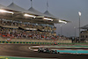 GP ABU DHABI, Lewis Hamilton (GBR) Mercedes AMG F1 W12.
12.12.2021. Formula 1 World Championship, Rd 22, Abu Dhabi Grand Prix, Yas Marina Circuit, Abu Dhabi, Gara Day.
- www.xpbimages.com, EMail: requests@xpbimages.com © Copyright: Moy / XPB Images