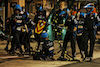 GP ABU DHABI, Alpine F1 Team makes a pit stop.
12.12.2021. Formula 1 World Championship, Rd 22, Abu Dhabi Grand Prix, Yas Marina Circuit, Abu Dhabi, Gara Day.
- www.xpbimages.com, EMail: requests@xpbimages.com © Copyright: Bearne / XPB Images