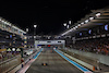 GP ABU DHABI, Gara winner e World Champion Max Verstappen (NLD) Red Bull Racing RB16B at the end of the race.
12.12.2021. Formula 1 World Championship, Rd 22, Abu Dhabi Grand Prix, Yas Marina Circuit, Abu Dhabi, Gara Day.
- www.xpbimages.com, EMail: requests@xpbimages.com © Copyright: Bearne / XPB Images