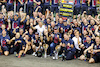 GP ABU DHABI, Gara winner Max Verstappen (NLD) Red Bull Racing celebrates winning the World Championship with the team.
12.12.2021. Formula 1 World Championship, Rd 22, Abu Dhabi Grand Prix, Yas Marina Circuit, Abu Dhabi, Gara Day.
- www.xpbimages.com, EMail: requests@xpbimages.com © Copyright: Moy / XPB Images