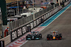 GP ABU DHABI, Lewis Hamilton (GBR) Mercedes AMG F1 W12 e Sergio Perez (MEX) Red Bull Racing RB16B battle for the lead of the race.
12.12.2021. Formula 1 World Championship, Rd 22, Abu Dhabi Grand Prix, Yas Marina Circuit, Abu Dhabi, Gara Day.
- www.xpbimages.com, EMail: requests@xpbimages.com © Copyright: Batchelor / XPB Images