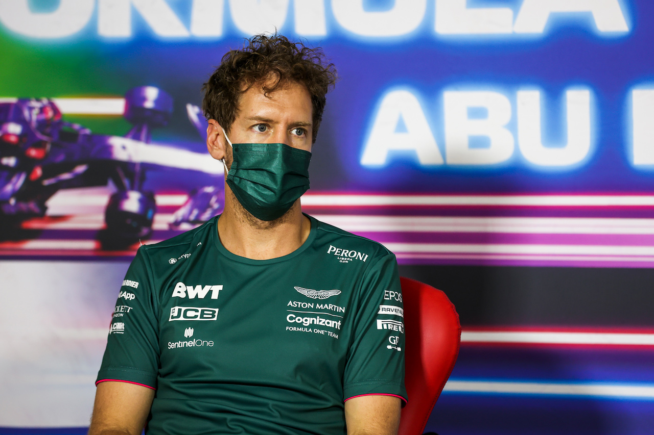 GP ABU DHABI, Sebastian Vettel (GER) Aston Martin F1 Team in the FIA Press Conference.
09.12.2021. Formula 1 World Championship, Rd 22, Abu Dhabi Grand Prix, Yas Marina Circuit, Abu Dhabi, Preparation Day.
- www.xpbimages.com, EMail: requests@xpbimages.com © Copyright: FIA Pool Image for Editorial Use Only