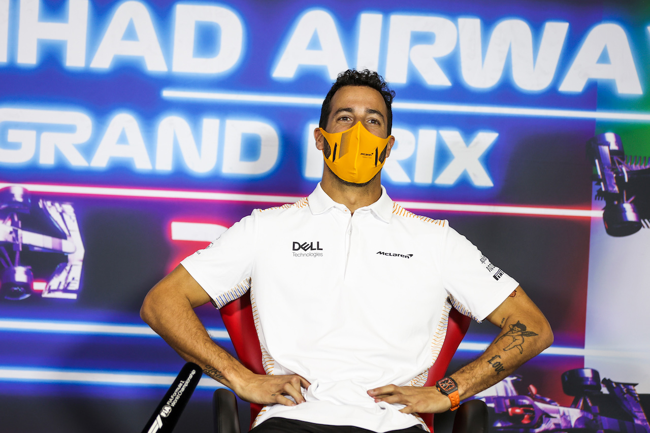 GP ABU DHABI, Daniel Ricciardo (AUS) McLaren in the FIA Press Conference.
09.12.2021. Formula 1 World Championship, Rd 22, Abu Dhabi Grand Prix, Yas Marina Circuit, Abu Dhabi, Preparation Day.
- www.xpbimages.com, EMail: requests@xpbimages.com © Copyright: FIA Pool Image for Editorial Use Only
