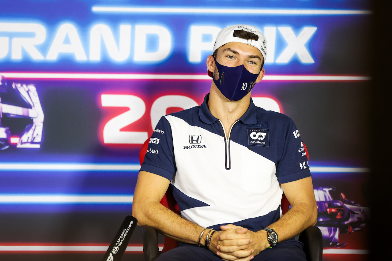 GP ABU DHABI, Pierre Gasly (FRA) AlphaTauri in the FIA Press Conference.
09.12.2021. Formula 1 World Championship, Rd 22, Abu Dhabi Grand Prix, Yas Marina Circuit, Abu Dhabi, Preparation Day.
- www.xpbimages.com, EMail: requests@xpbimages.com © Copyright: FIA Pool Image for Editorial Use Only
