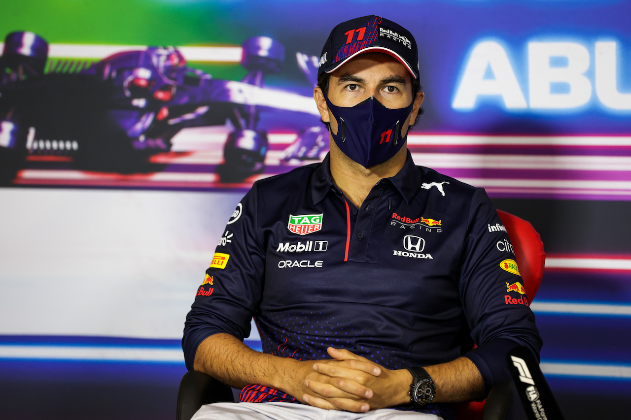 GP ABU DHABI, Sergio Perez (MEX) Red Bull Racing in the FIA Press Conference.
09.12.2021. Formula 1 World Championship, Rd 22, Abu Dhabi Grand Prix, Yas Marina Circuit, Abu Dhabi, Preparation Day.
- www.xpbimages.com, EMail: requests@xpbimages.com © Copyright: FIA Pool Image for Editorial Use Only