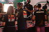 GP ABU DHABI, Max Verstappen (NLD), Red Bull Racing e Lewis Hamilton (GBR), Mercedes AMG F1  
09.12.2021. Formula 1 World Championship, Rd 22, Abu Dhabi Grand Prix, Yas Marina Circuit, Abu Dhabi, Preparation Day.
- www.xpbimages.com, EMail: requests@xpbimages.com ¬© Copyright: Charniaux / XPB Images