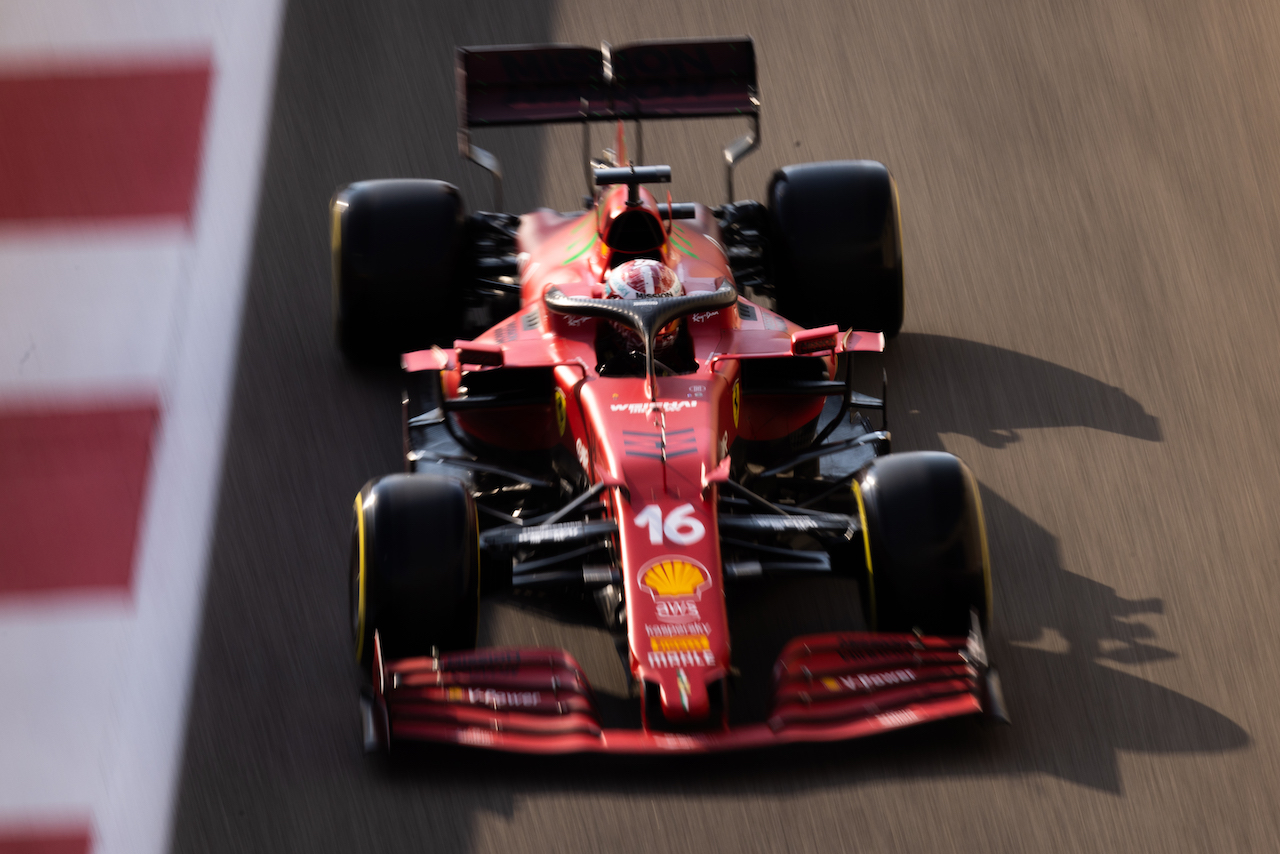 GP ABU DHABI, Charles Leclerc (MON) Ferrari SF-21.
11.12.2021. Formula 1 World Championship, Rd 22, Abu Dhabi Grand Prix, Yas Marina Circuit, Abu Dhabi, Qualifiche Day.
- www.xpbimages.com, EMail: requests@xpbimages.com © Copyright: Bearne / XPB Images