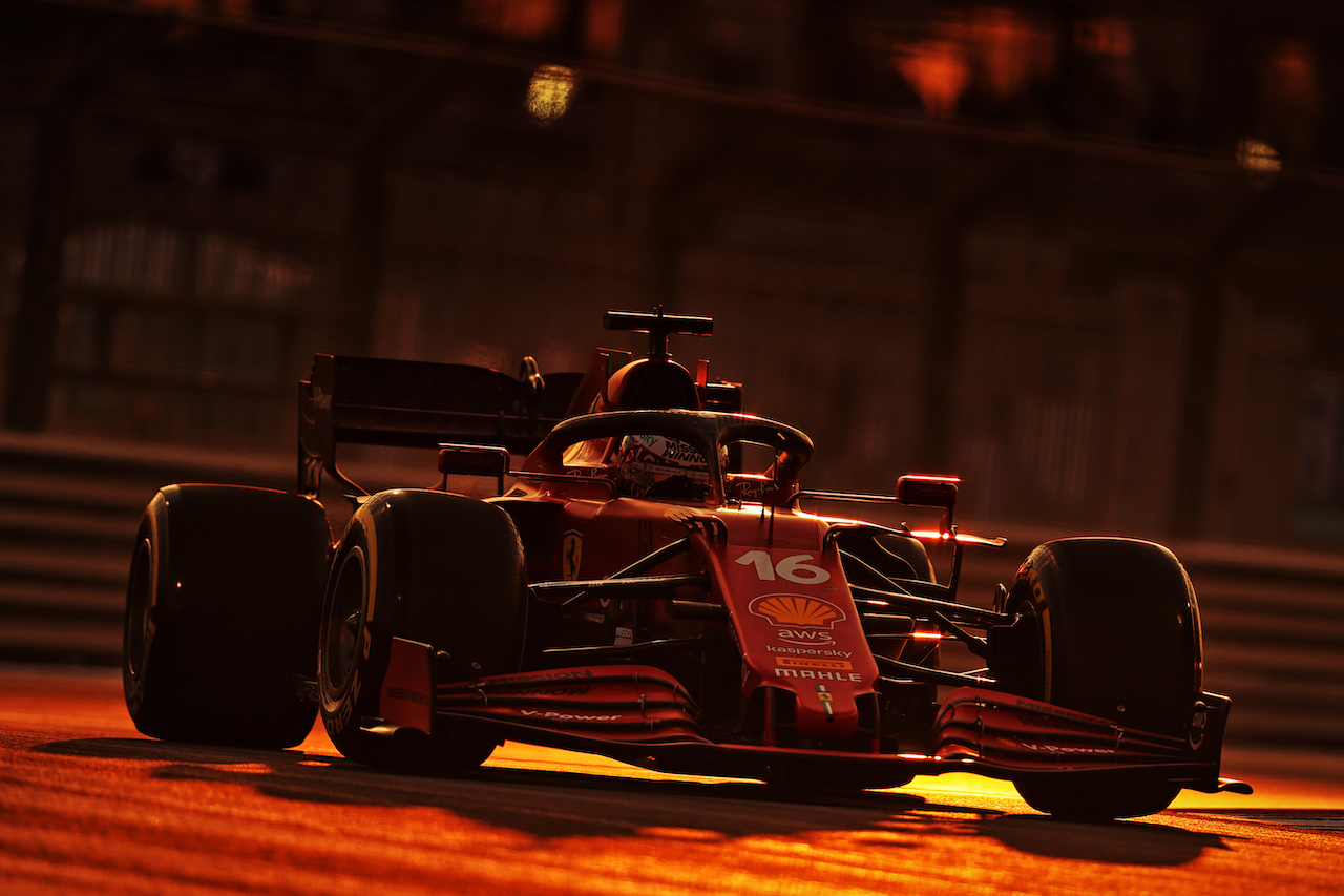 GP ABU DHABI, Charles Leclerc (MON) Ferrari SF-21.
11.12.2021. Formula 1 World Championship, Rd 22, Abu Dhabi Grand Prix, Yas Marina Circuit, Abu Dhabi, Qualifiche Day.
- www.xpbimages.com, EMail: requests@xpbimages.com © Copyright: Moy / XPB Images