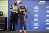 GP ABU DHABI, (L to R): Mario Isola (ITA) Pirelli Racing Manager with Pirelli Poleman of the Year Max Verstappen (NLD) Red Bull Racing.
11.12.2021. Formula 1 World Championship, Rd 22, Abu Dhabi Grand Prix, Yas Marina Circuit, Abu Dhabi, Qualifiche Day.
- www.xpbimages.com, EMail: requests@xpbimages.com © Copyright: FIA Pool Image for Editorial Use Only
