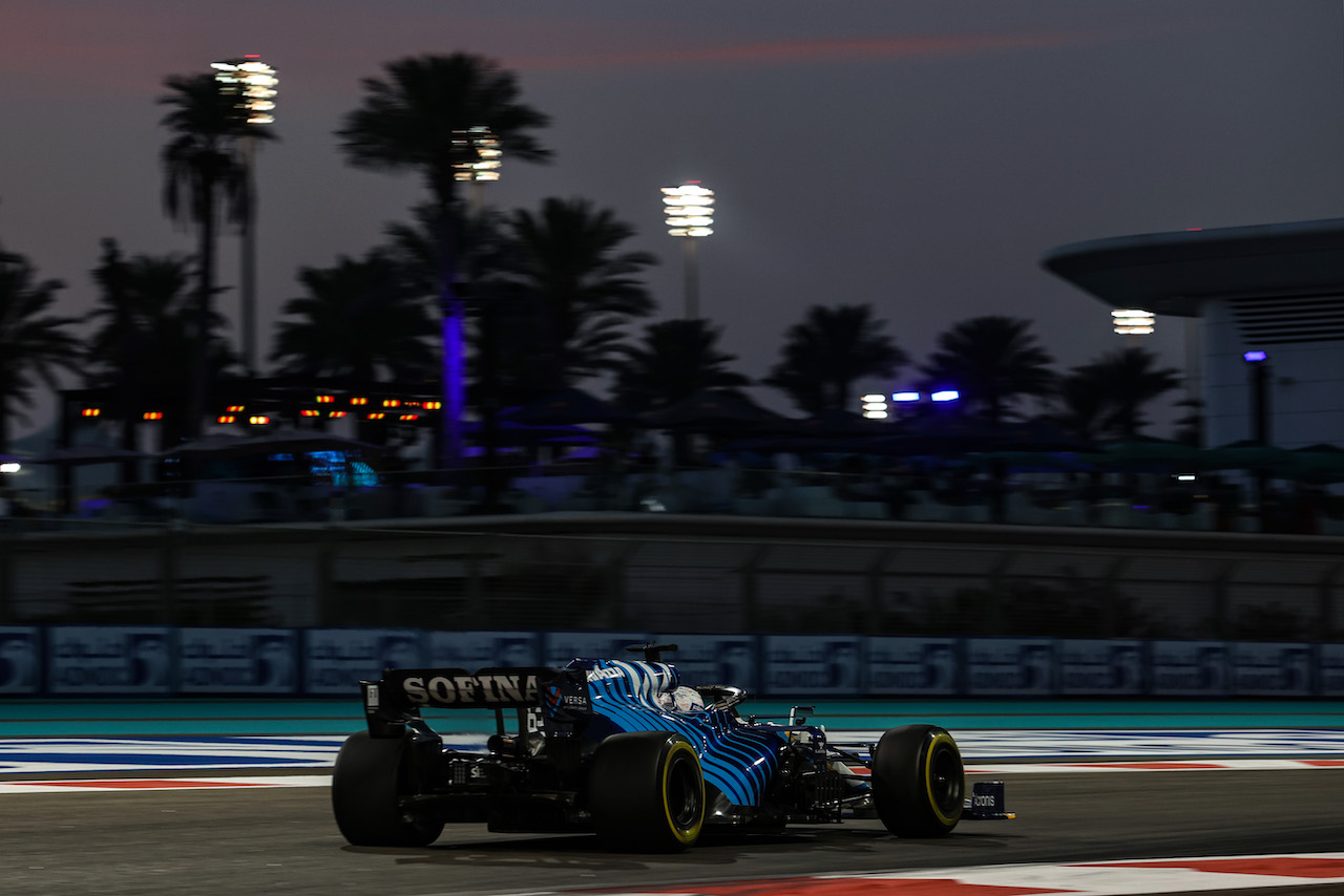 GP ABU DHABI, George Russell (GBR), Williams Racing 
10.12.2021. Formula 1 World Championship, Rd 22, Abu Dhabi Grand Prix, Yas Marina Circuit, Abu Dhabi, Practice Day.
- www.xpbimages.com, EMail: requests@xpbimages.com © Copyright: Charniaux / XPB Images
